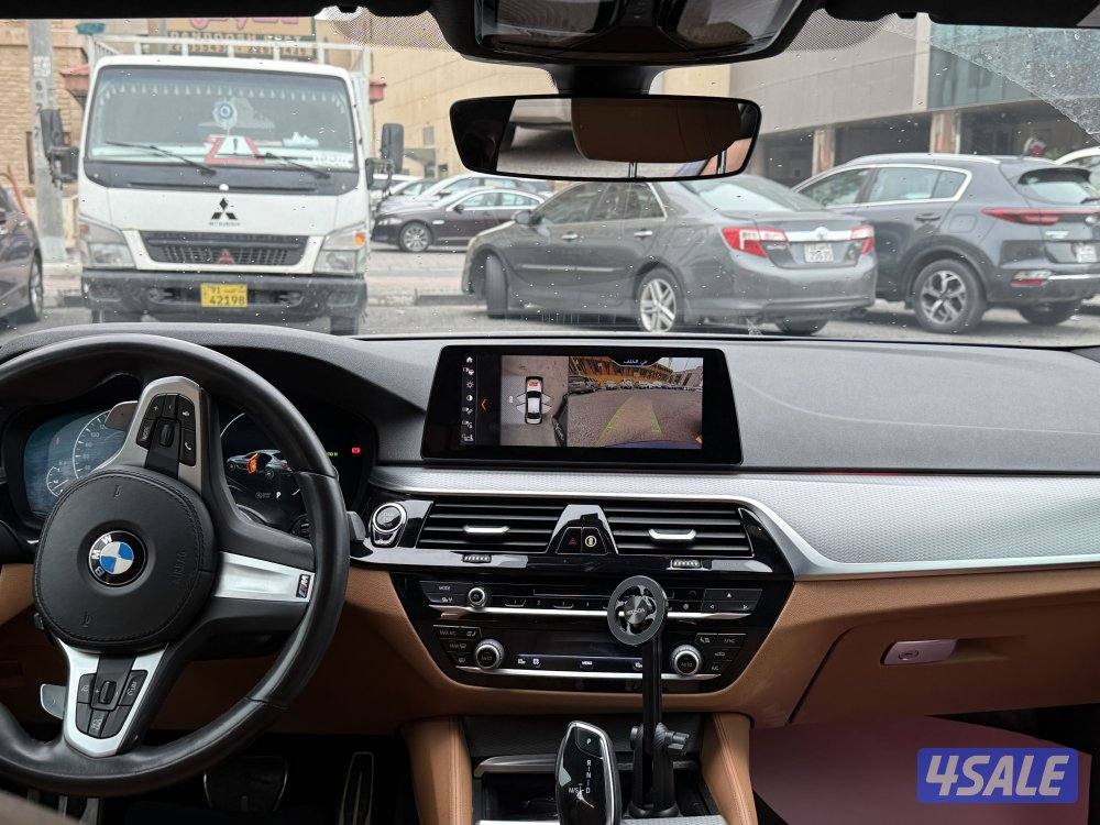 تحت كفالة الوكاله وصبغ الوكاله وبحالة وكاله Bmw530 موديل 202012