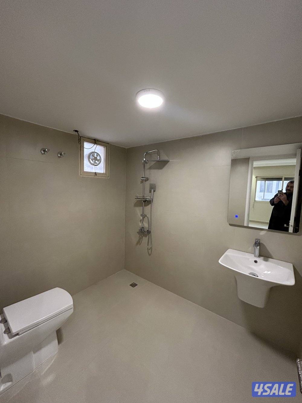 للإيجار في السلام دور وربع أول مع السطح3