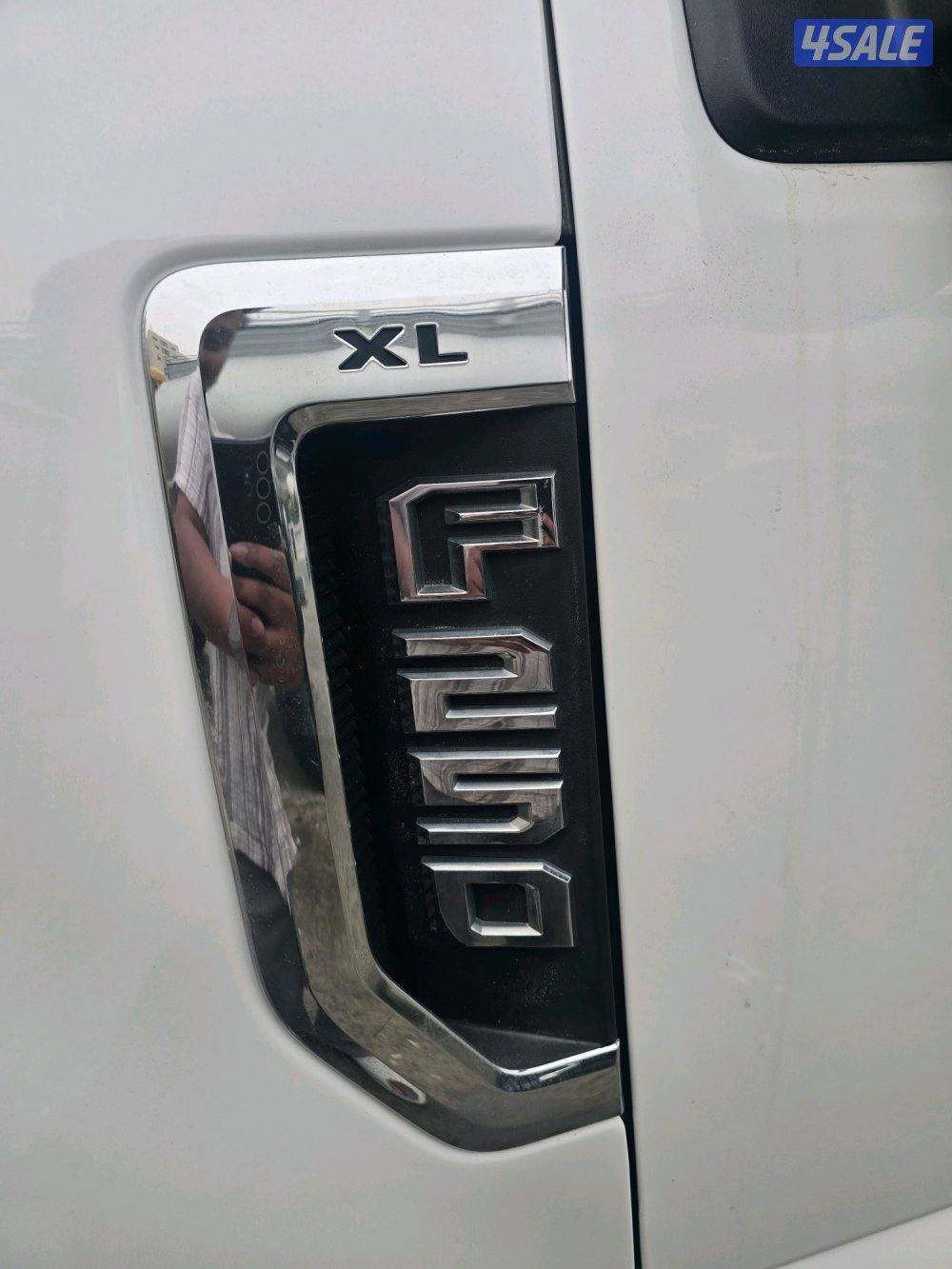 Ford F-250 long chaise 2019 model 4x4 double gear1