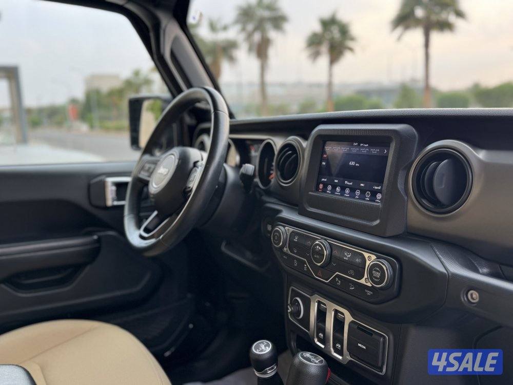 للبيع : جيب رانجلر : موديل 2019 : عداد 41 الف كم6