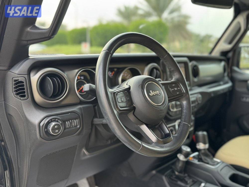 للبيع : جيب رانجلر : موديل 2019 : عداد 41 الف كم8