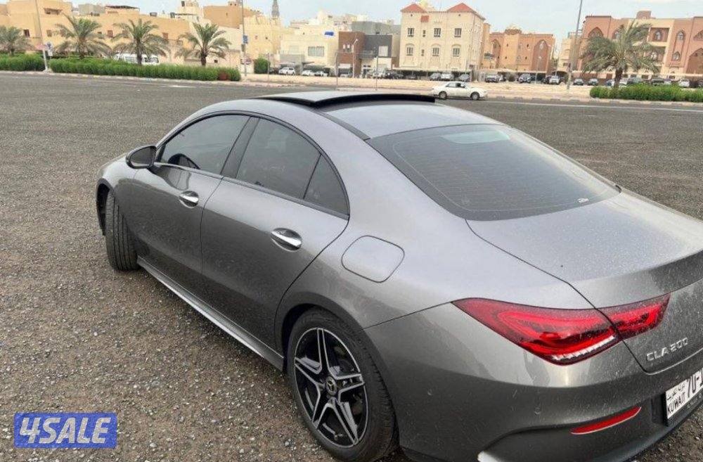مرسيدس 2023 / cla200 وارد الوكاله المالك الاول سيرفس منتظم1