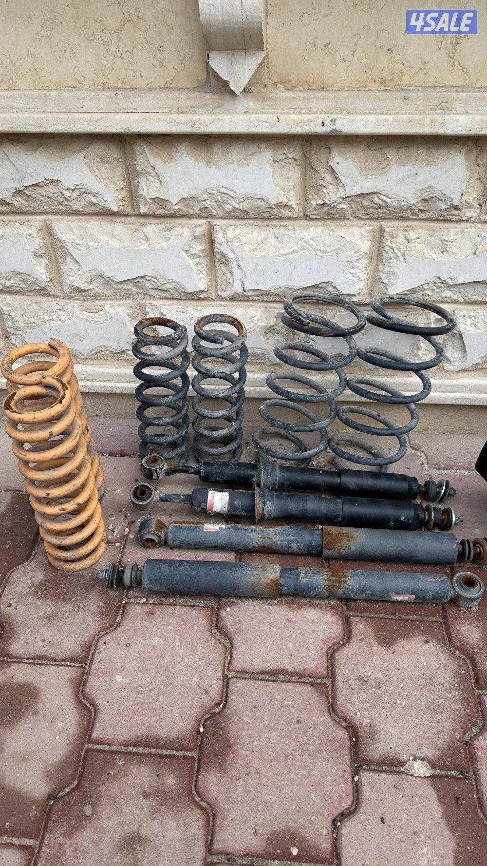 للبيع قطع للأف جي1