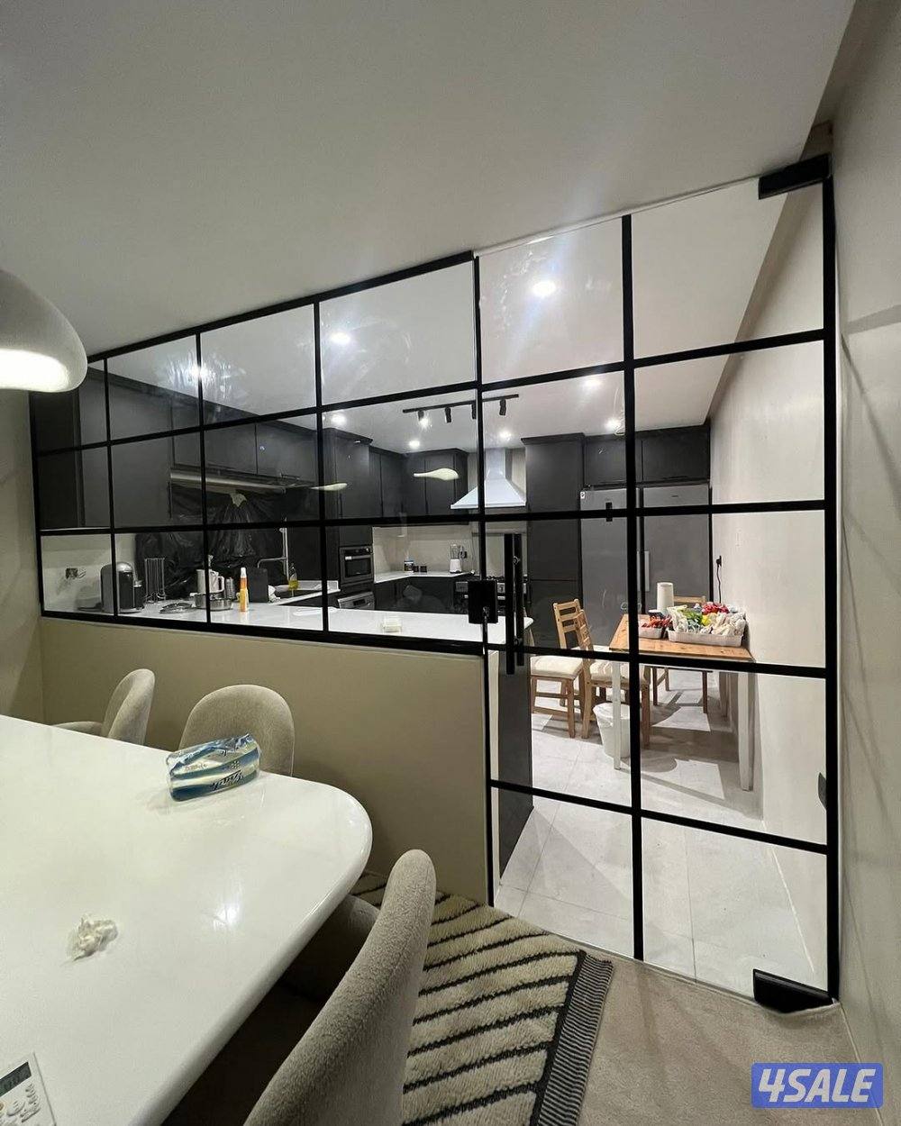 زجاج ومرايا شاوربكس دربزين طاولات زجاج1