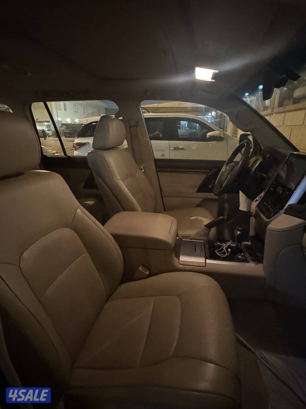 لاندكروزر صبغ الوكاله2