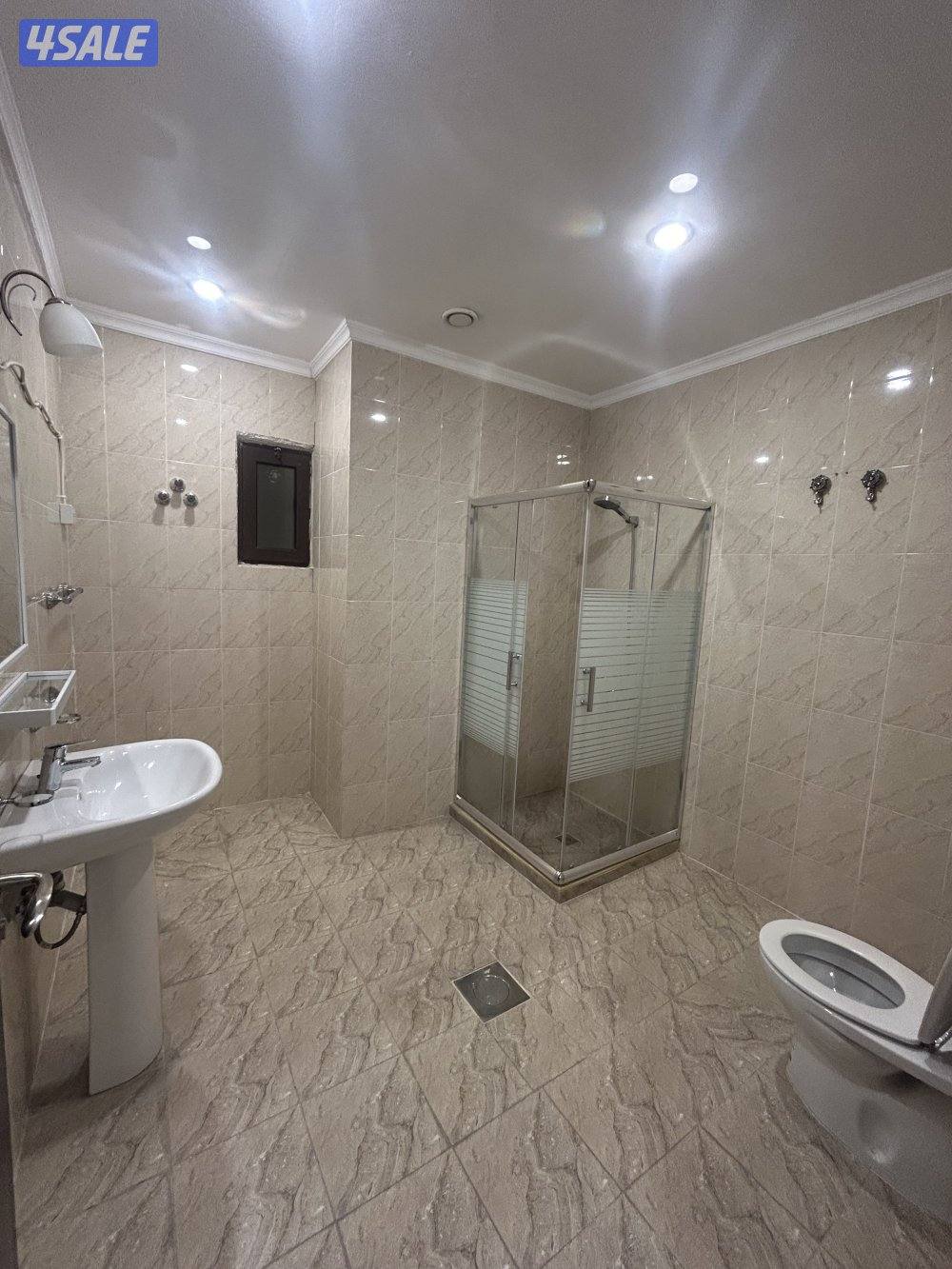 للإيجار شقق في عبدالله مبارك واشبيليه وجابر الاحمد8