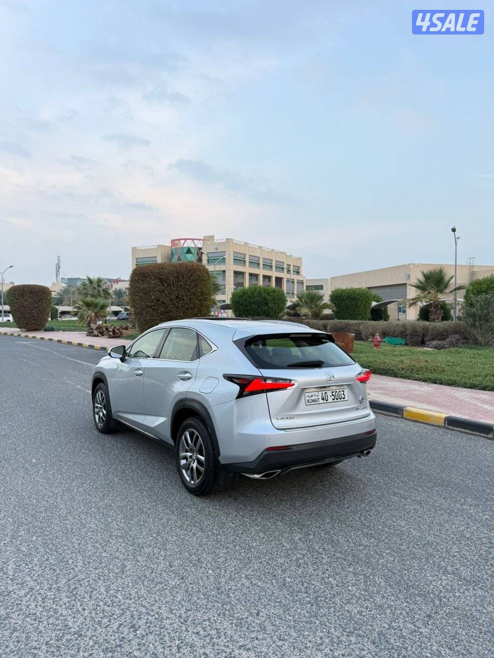 لكزس NX موديل 2016 صبغ الوكاله سيرفيس منتظم عداد 98 الف فقط3