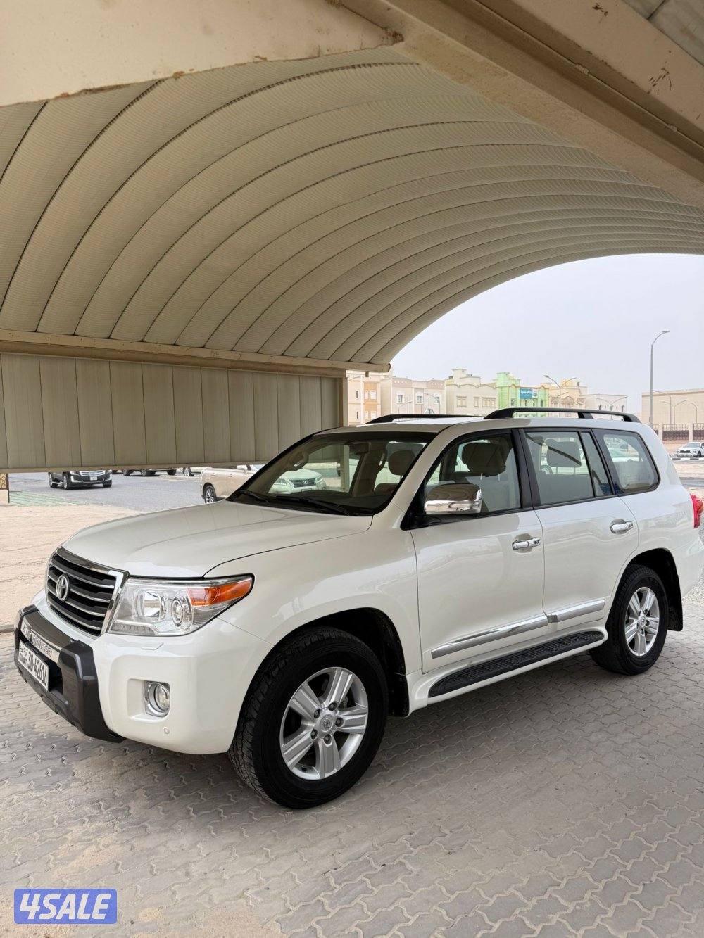 لاند كروزر 2014 GXR الساير0