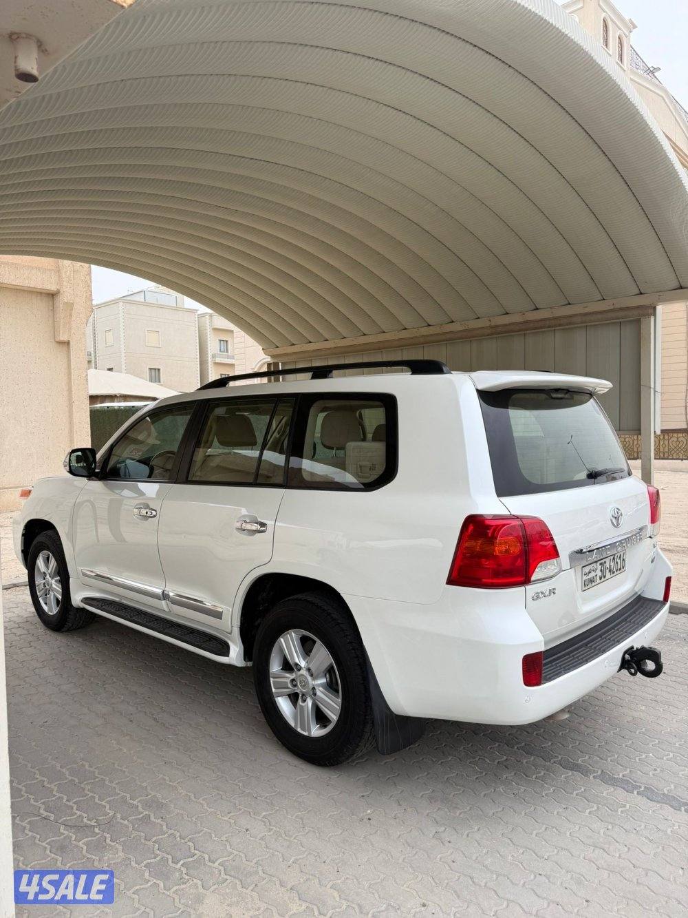 لاند كروزر 2014 GXR الساير2