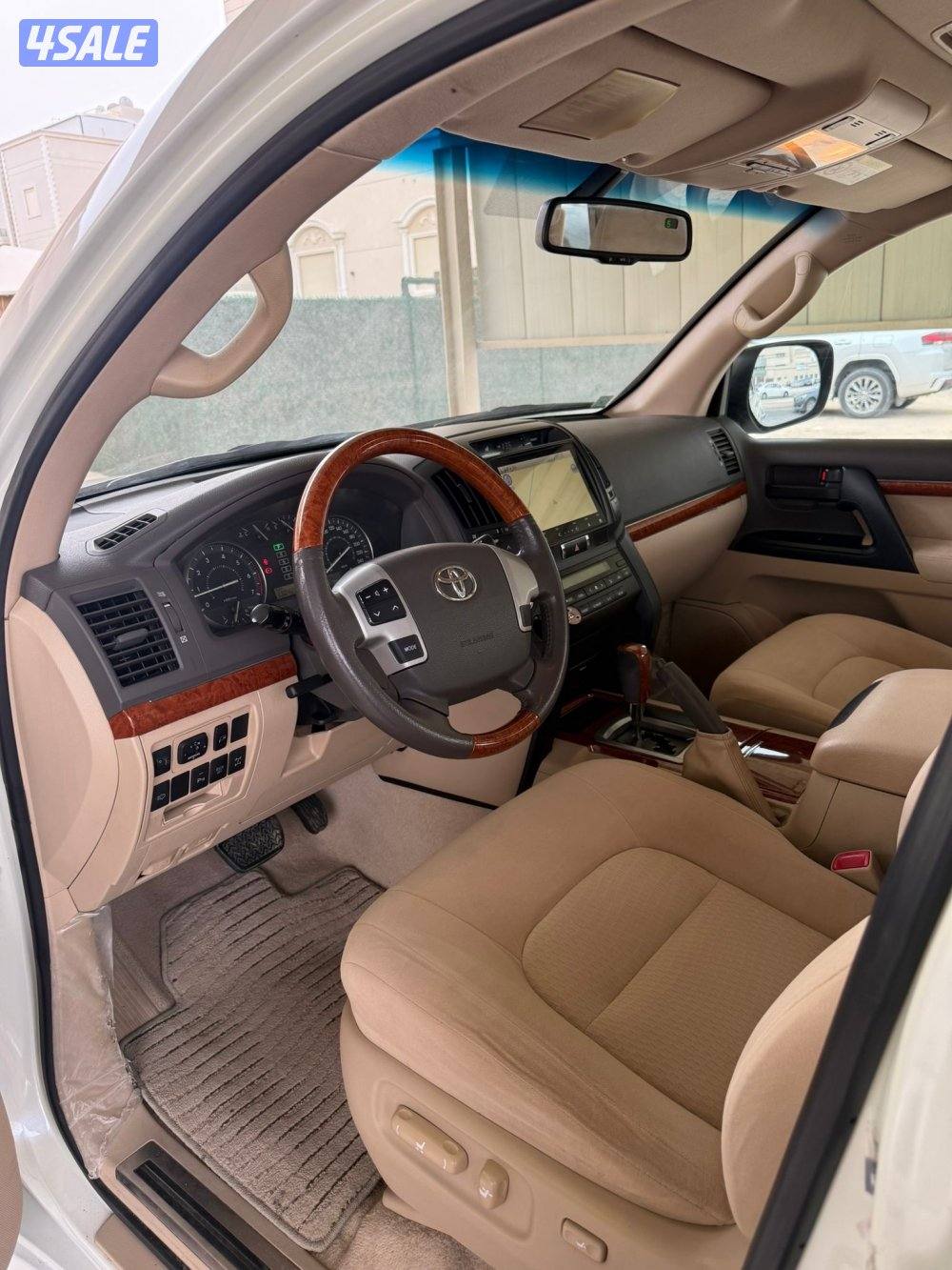 لاند كروزر 2014 GXR الساير6