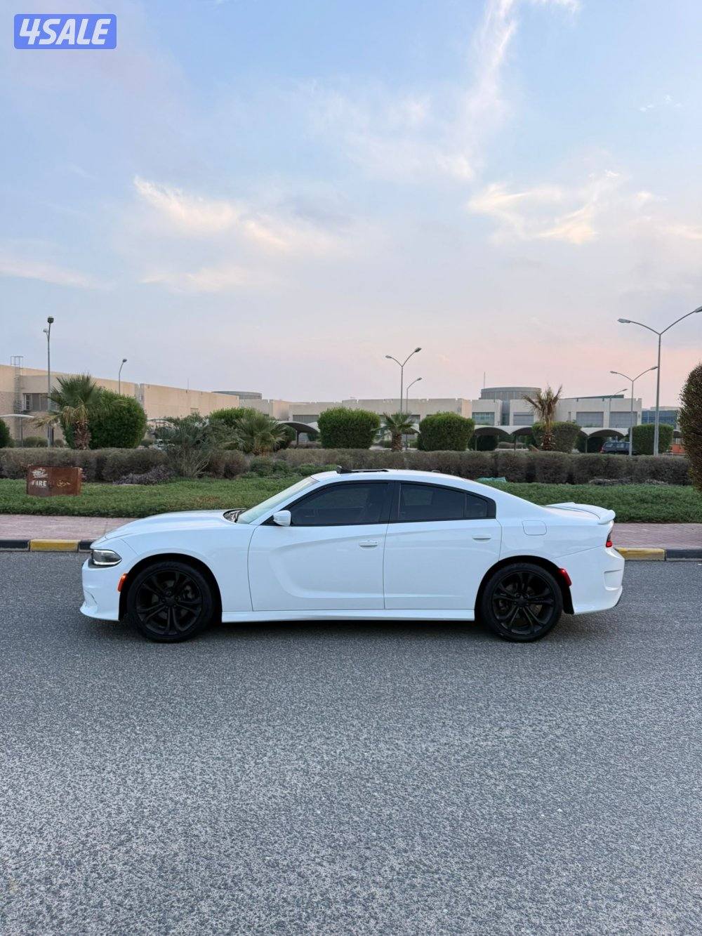 شارجر GT موديل 2022 بحاله الوكالة 6 سلندر اعلى درجه0