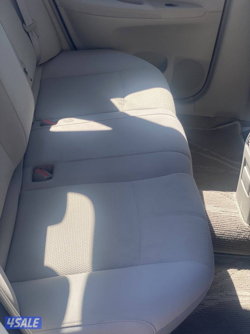 للبيع نيسان سينترا 20179