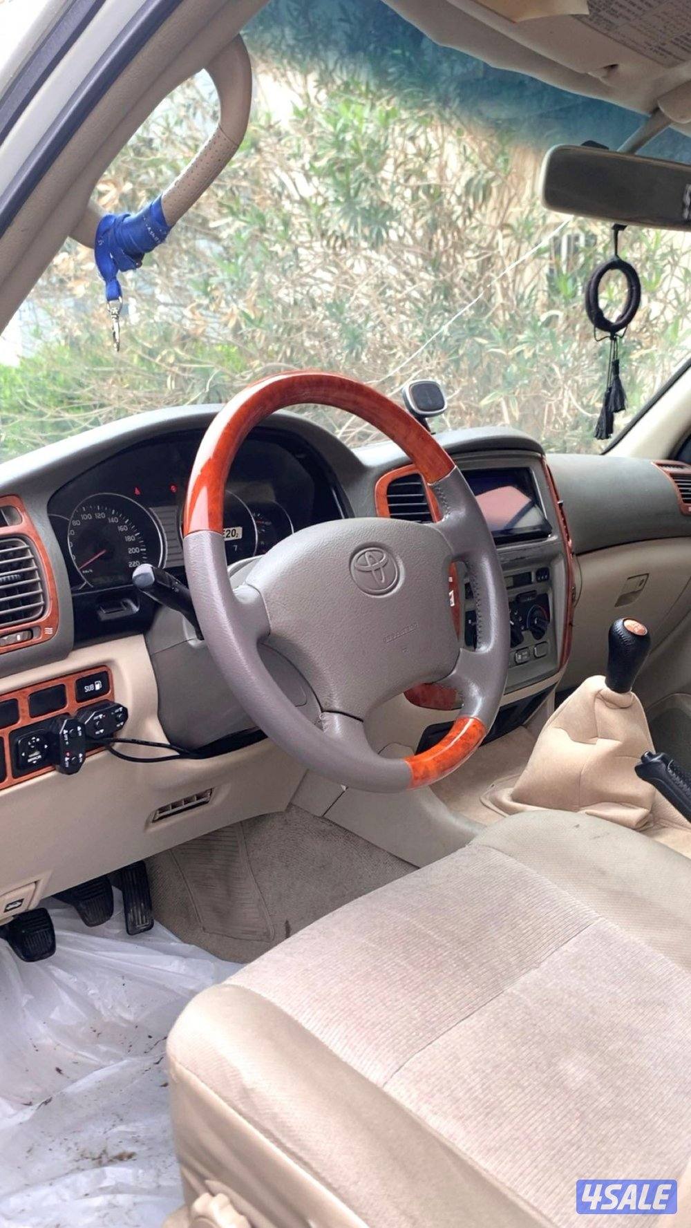 لاندكروزر2007 ( قير عادي ) محول3