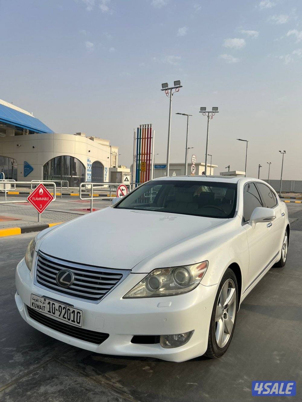 لكزس 460 لارج VIP شرط الفحص بالكامل صبغ الوكاله0