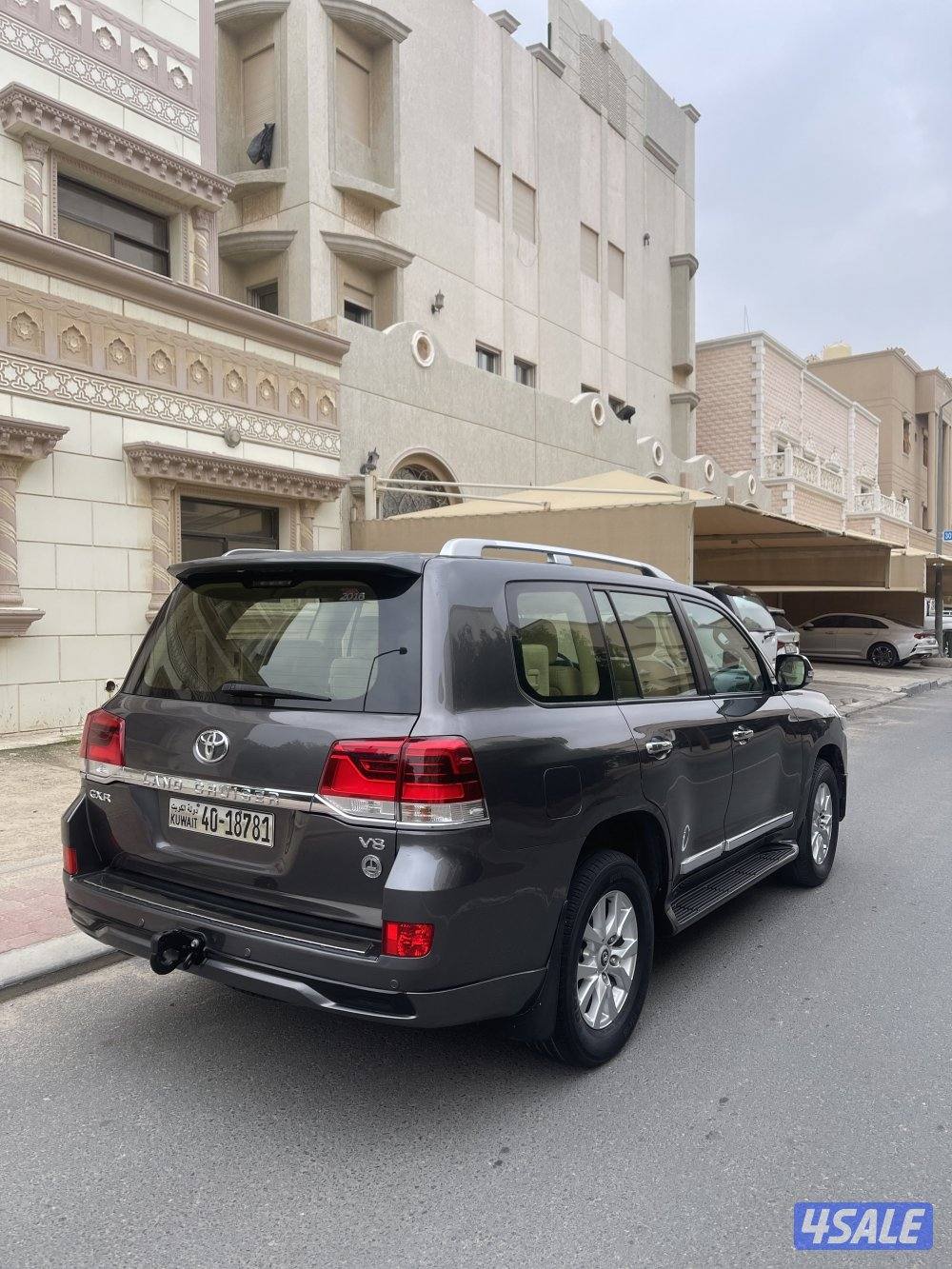 لاند كروزر صباغ الوكالة 8 سلندر2