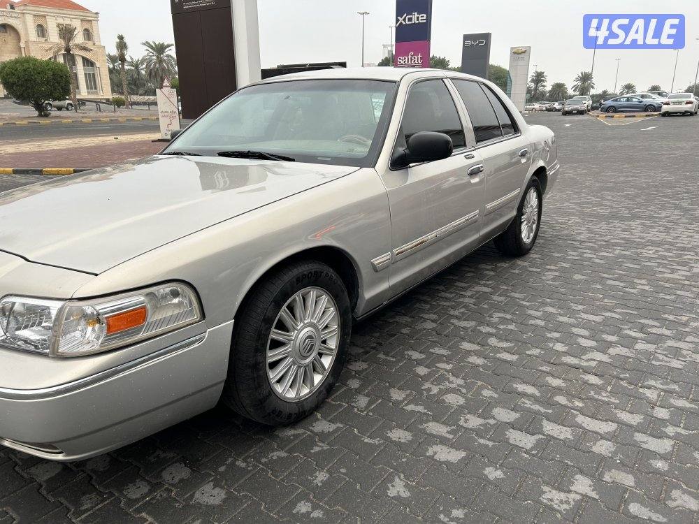 فورد ماركيز موديل ٢٠١١0