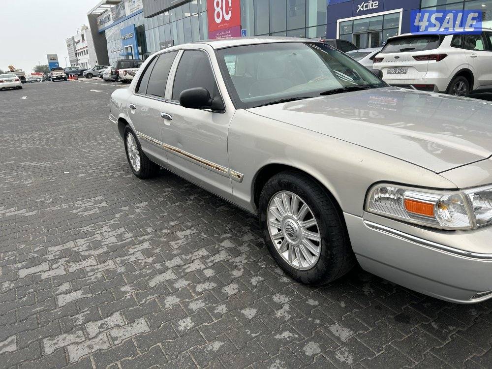 فورد ماركيز موديل ٢٠١١3