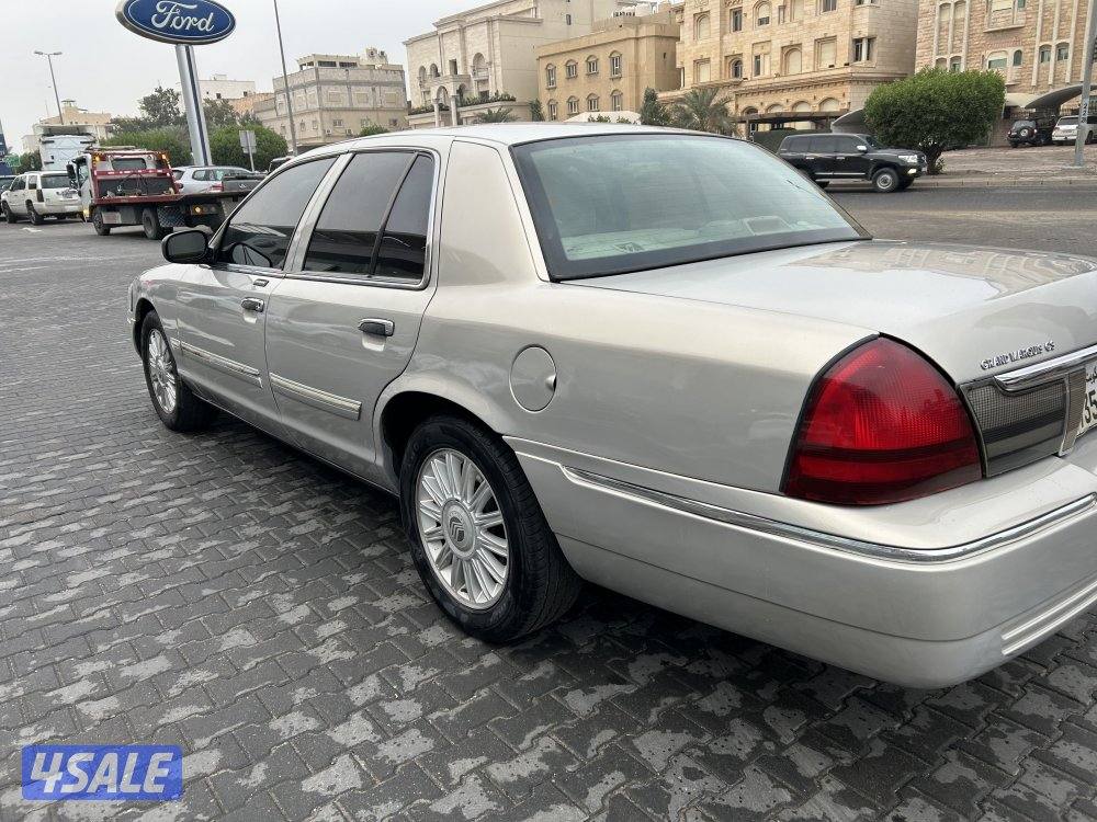 فورد ماركيز موديل ٢٠١١5