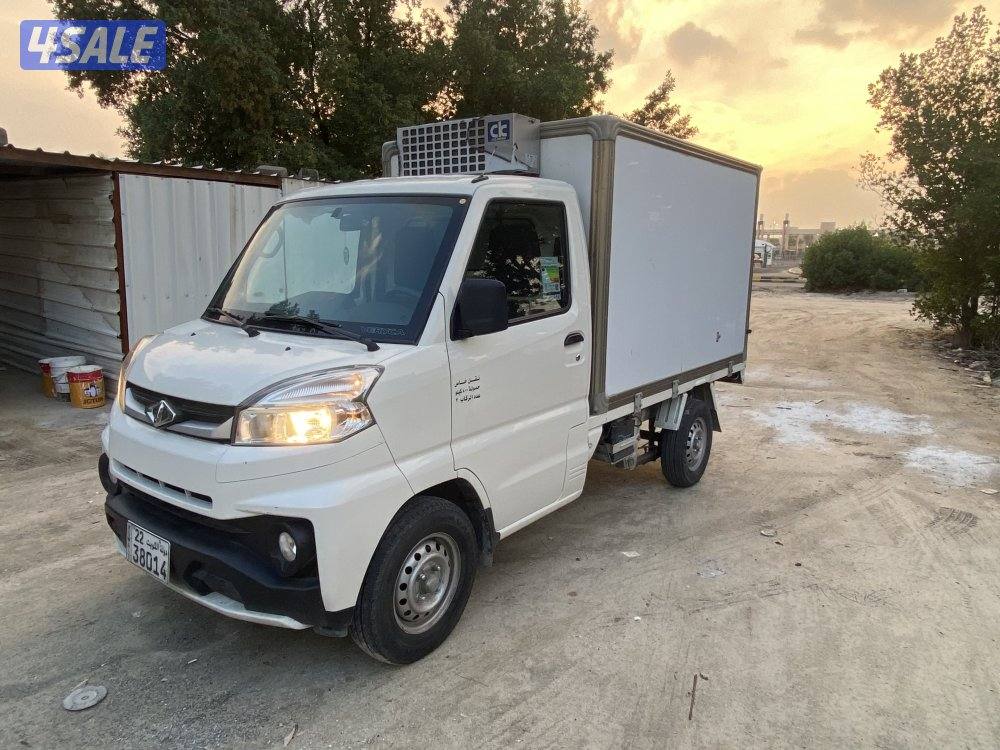 للبيع ثلاجه فريكه 20242