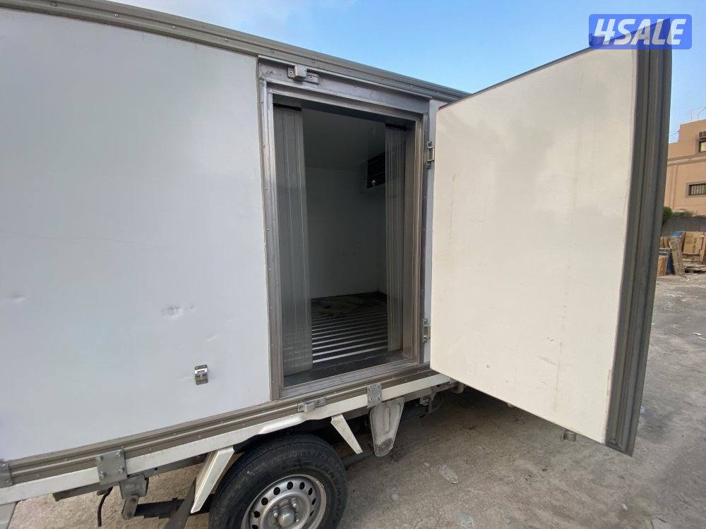 للبيع ثلاجه فريكه 20246