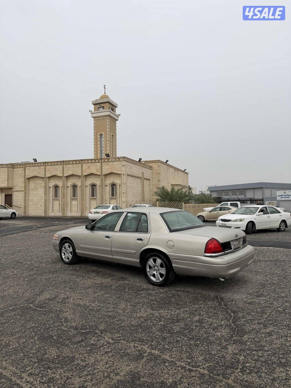 البيع فورد فكتوريا1