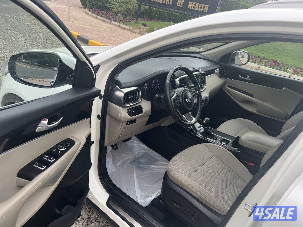 كيا سورينتو بانوراما بحالة ممتازة ٢٠١٦13