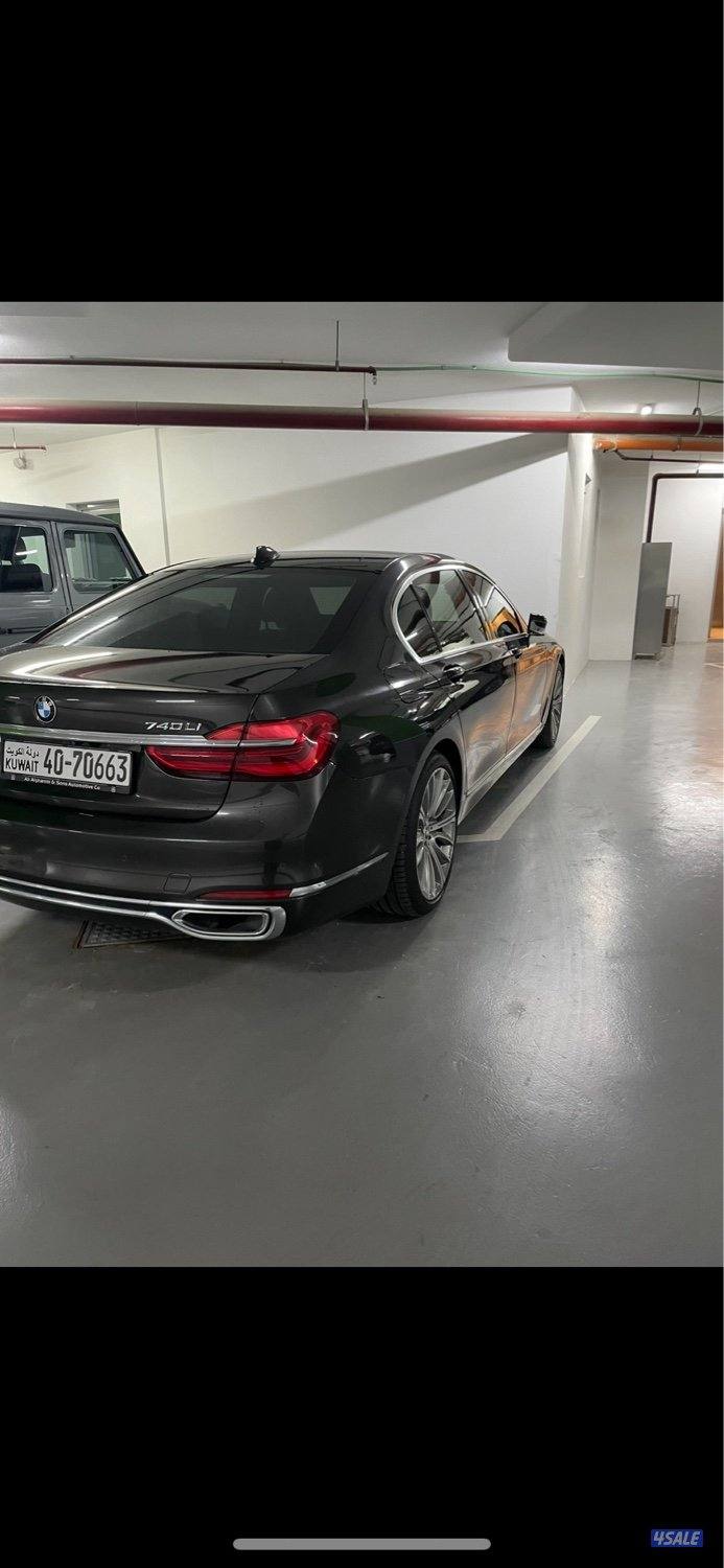 للبيع 740iL ماشي  47  سيرفس منتظم تامين شامل ذهبي خالي من الحوادث2