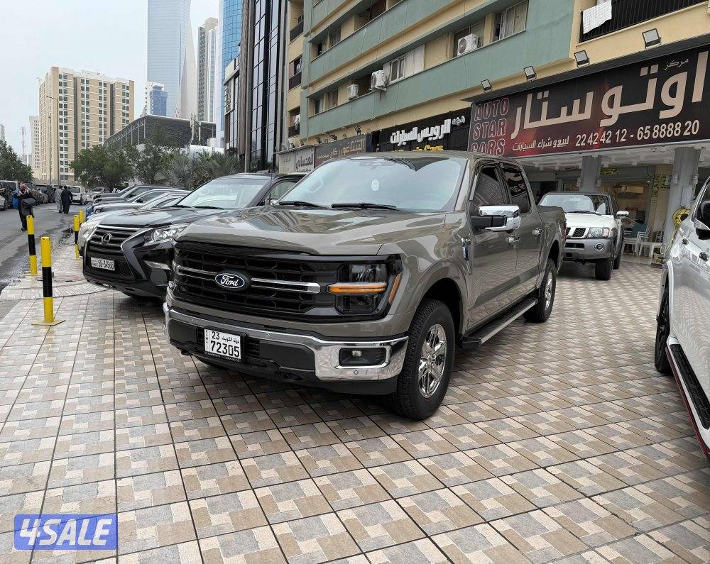 وانيت فورد F150 اربع ابواب 2025 عداد 3 الاف دبل قير صبغ الوكالة0