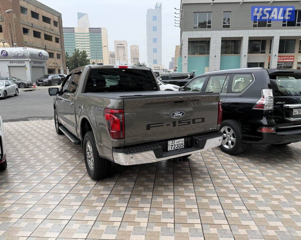 وانيت فورد F150 اربع ابواب 2025 عداد 3 الاف دبل قير صبغ الوكالة3