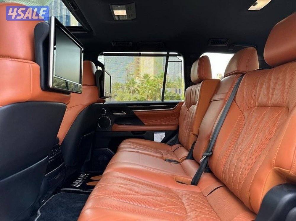 لكزسLX560 SPORT BLACK EDITION موديل2019عداد126الف وارد قطر سيرفس منتظم7