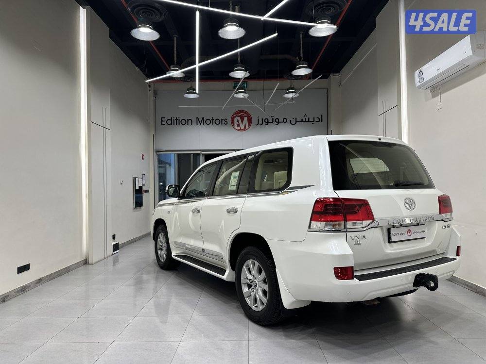 لاندكروزر VXR2