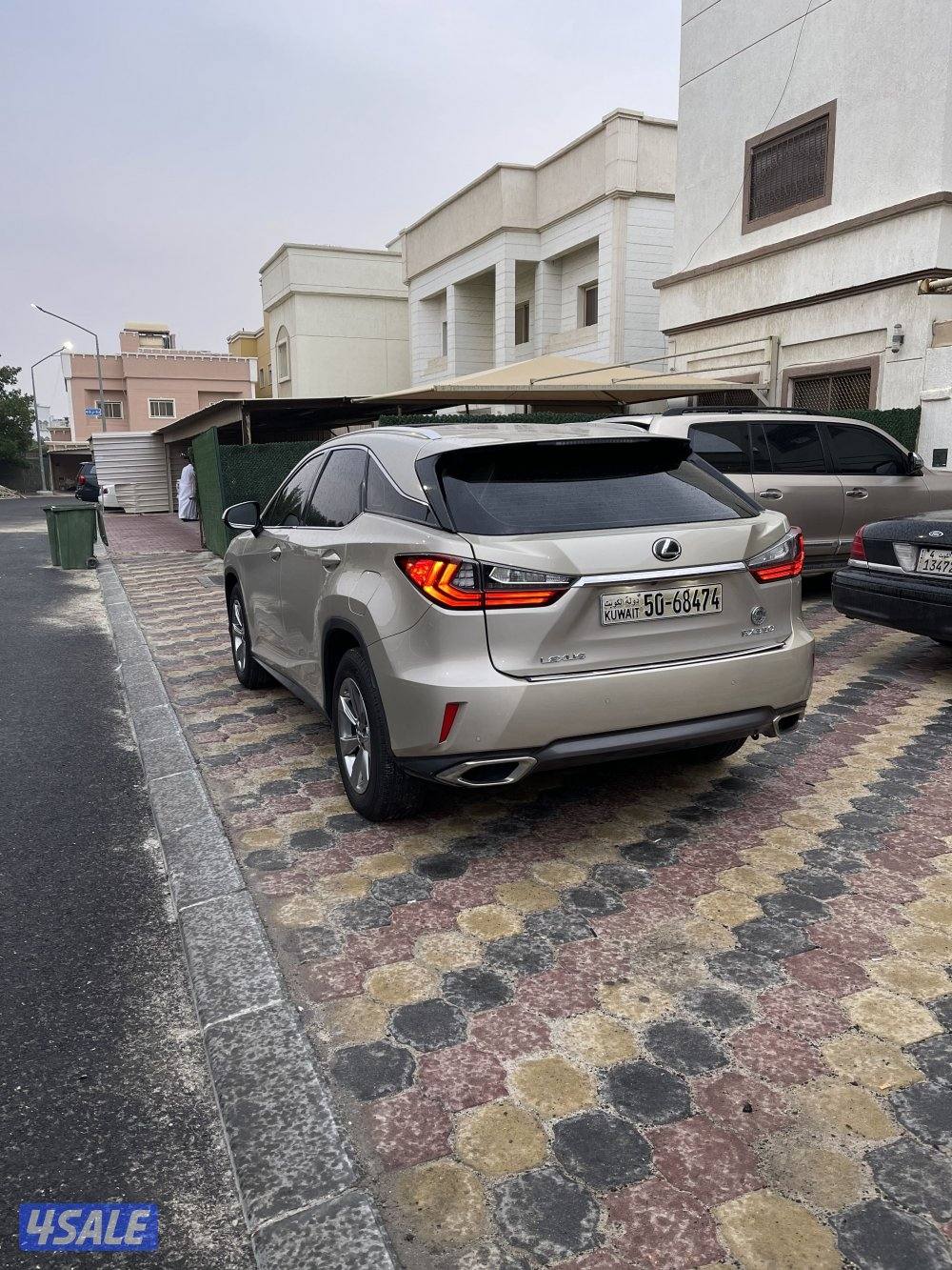 للبيع لكزس RX صبغ الوكاله موديل ٢٠١٩5