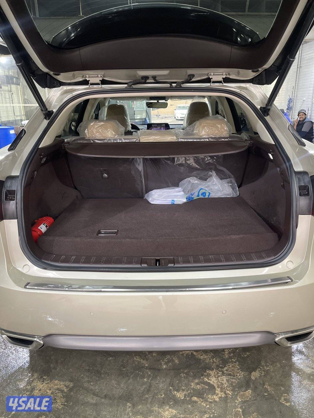 للبيع لكزس RX صبغ الوكاله موديل ٢٠١٩8