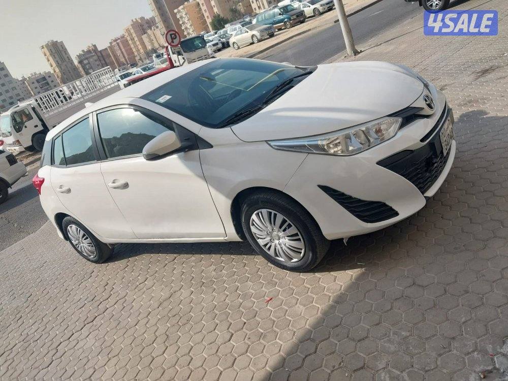 تويوتا. يارس هاتشباك. م /2019 نظيفة جدا2