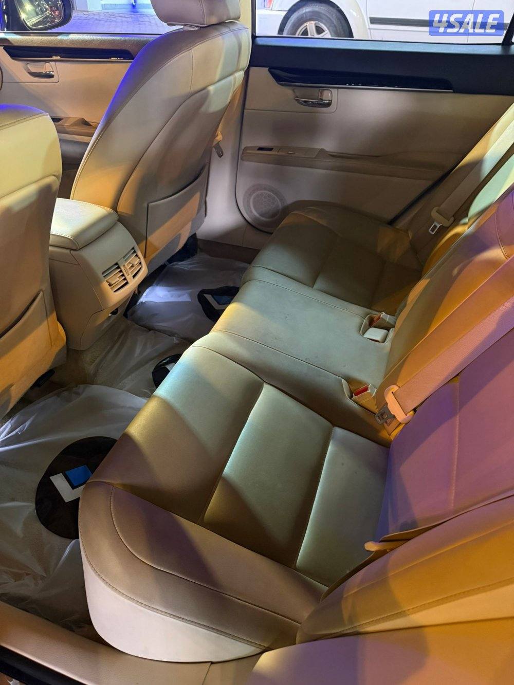 للبيع لكزس موديل 2013 ماشي 254 مفتاحين الوكاله1