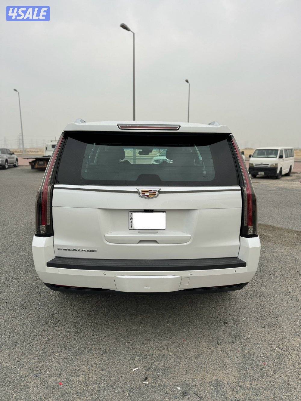 كاديلاك اسكاليد بريميوم وارد قطر صبغ قطعتين شرط الفحص جير مكينه شاصي1