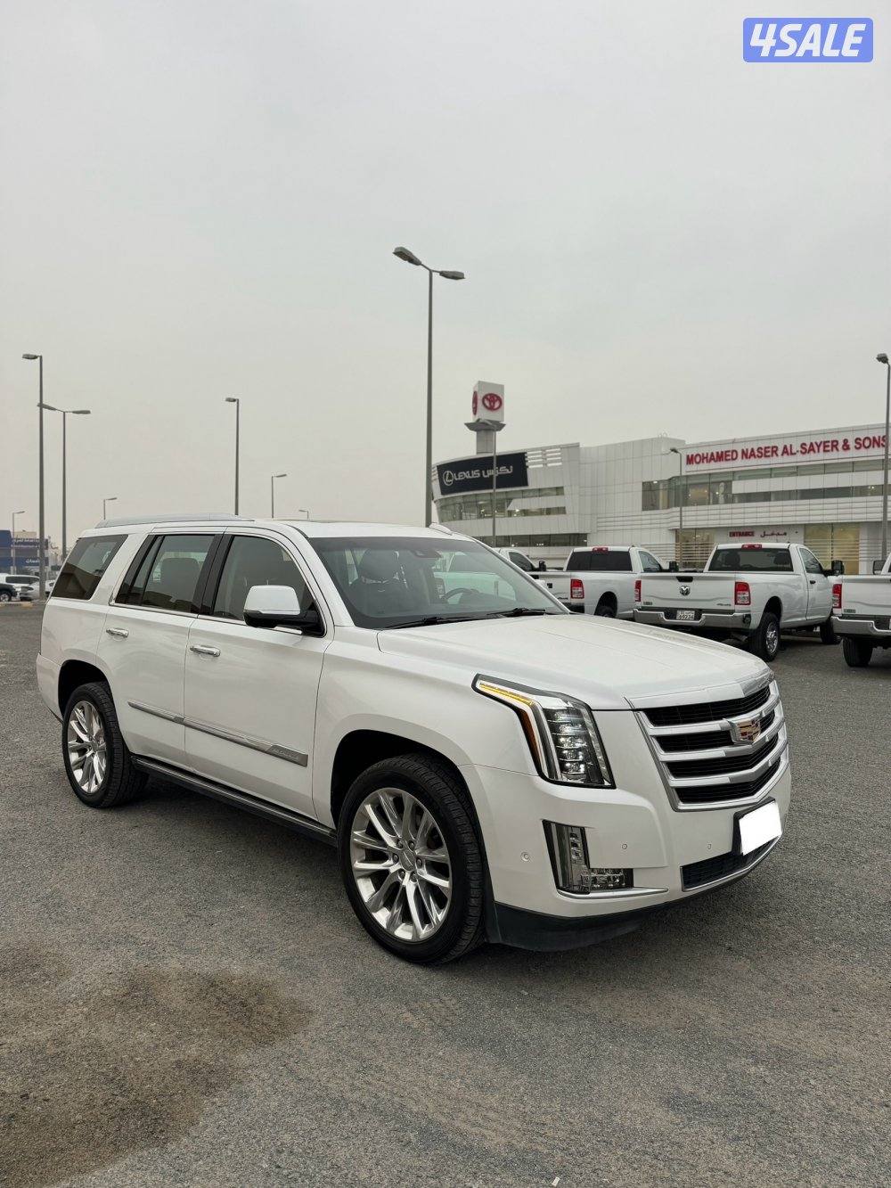 كاديلاك اسكاليد بريميوم وارد قطر صبغ قطعتين شرط الفحص جير مكينه شاصي3