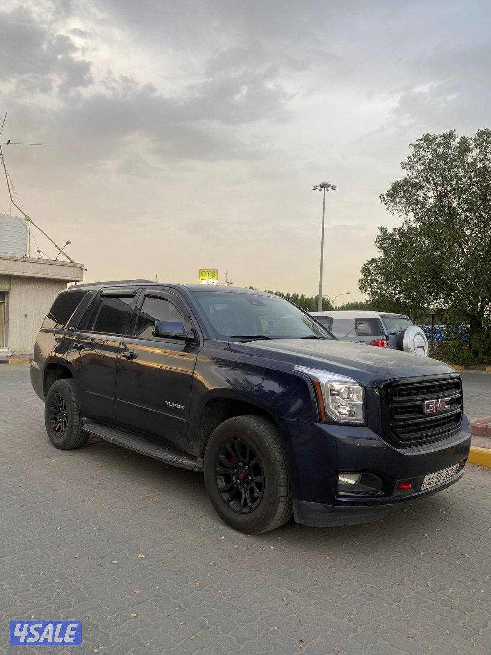 يوكن ٢٠١٧ sle كحلي شرط الفحص3