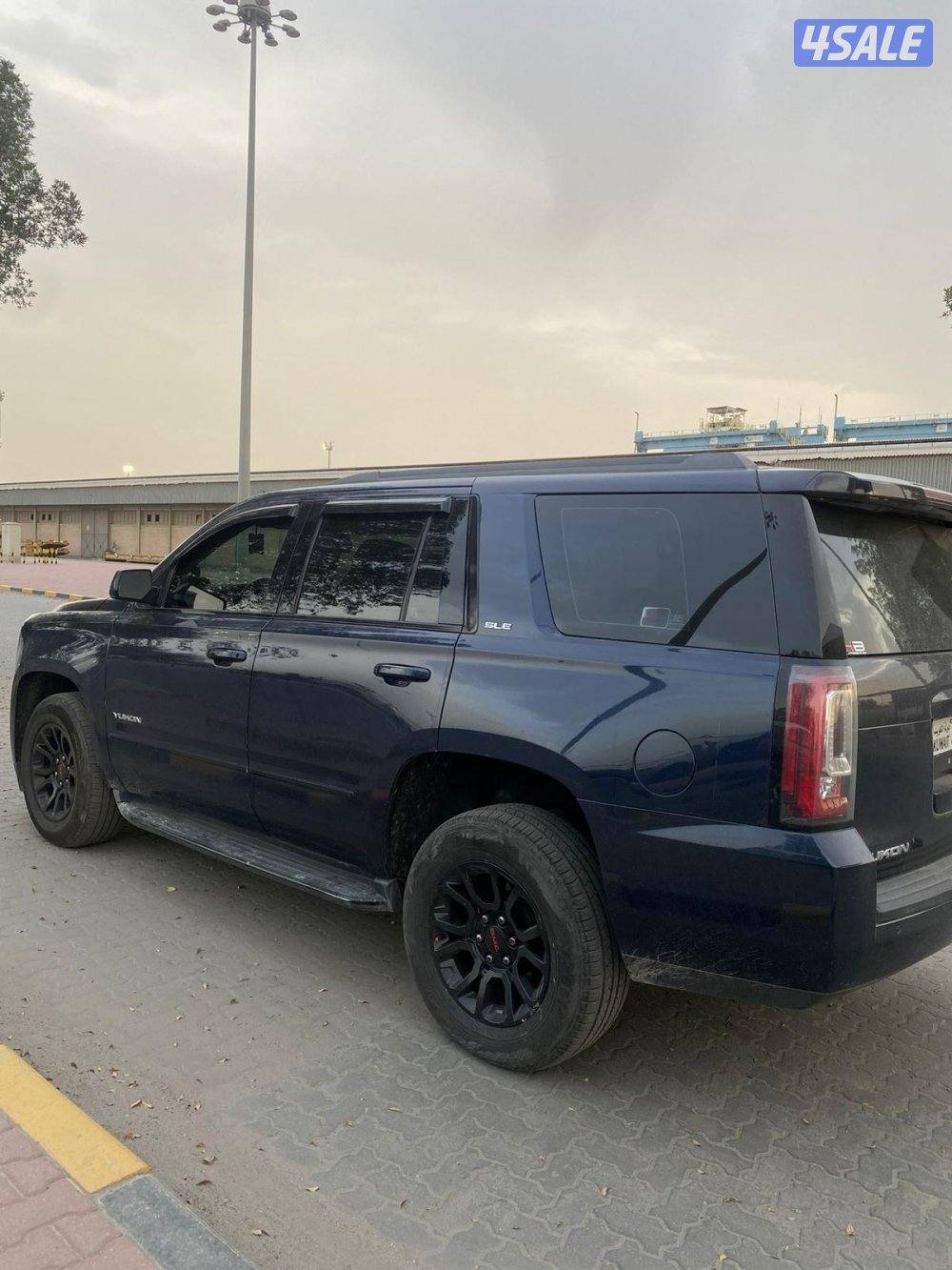 يوكن ٢٠١٧ sle كحلي شرط الفحص4