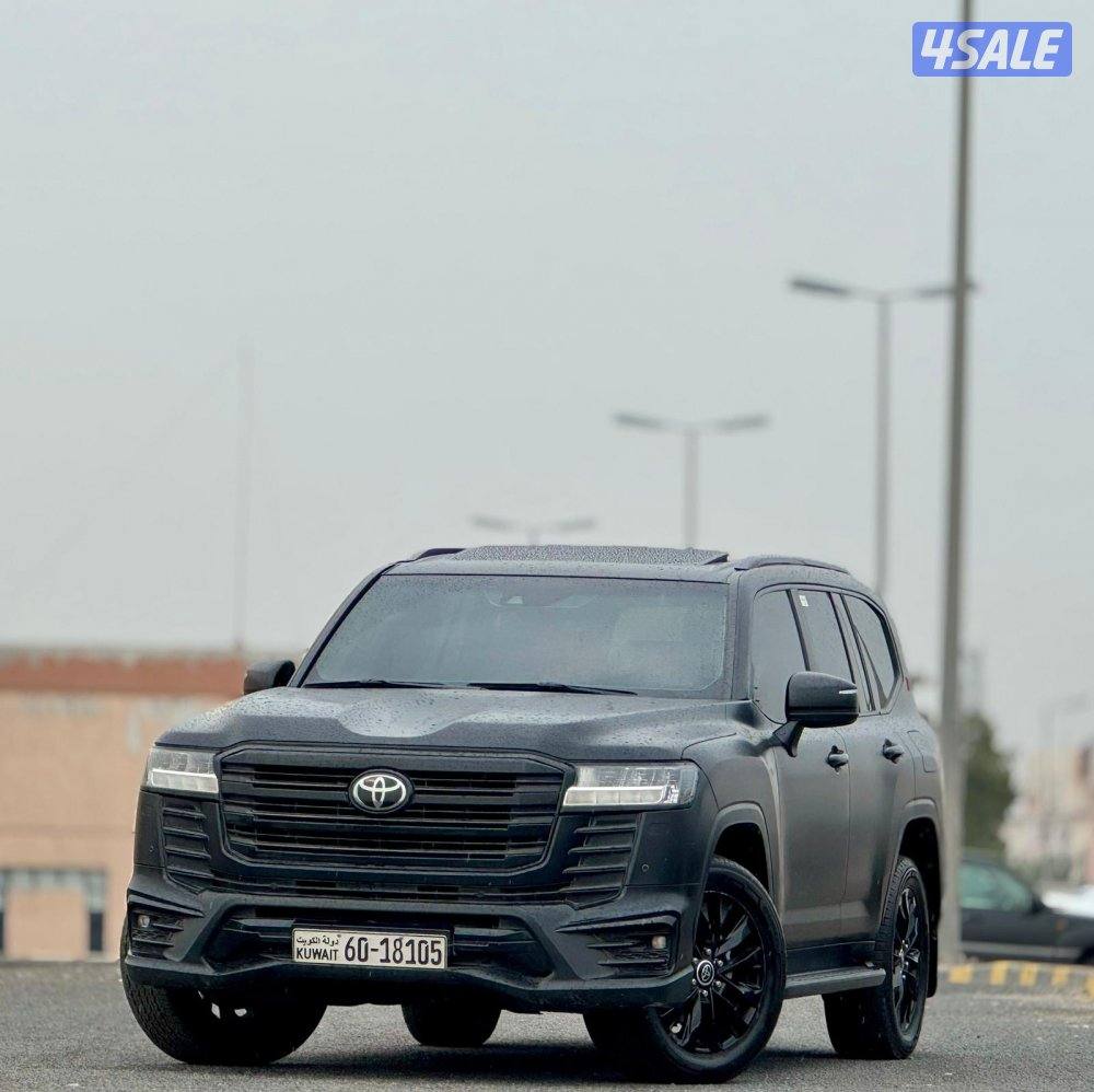 لاندكروزر 2022 صبغ وكاله الساير1