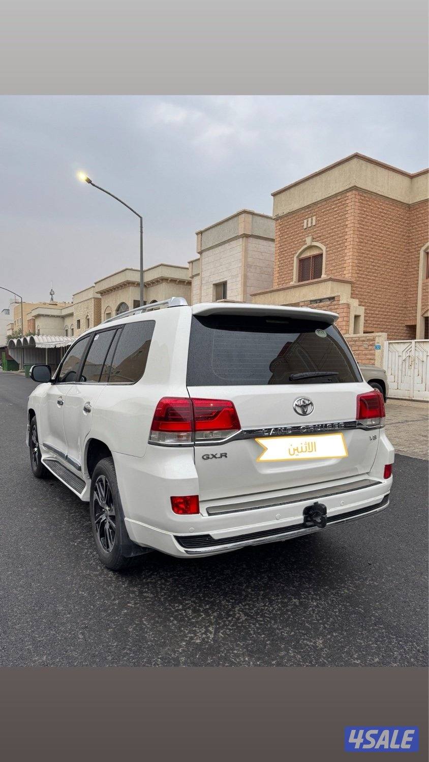 للبيع لاند ٢٠١٠ مجدد ٢٠٢١2