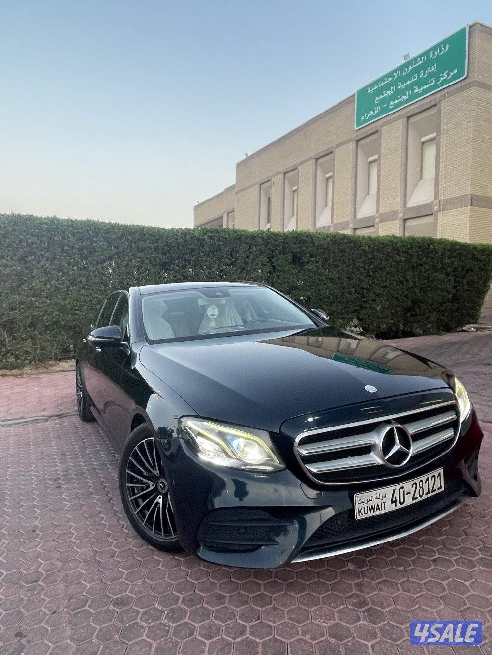 مرسيدس E-300 ماشي 165 بحالة ممتازة شرط الفحص(بيعه سريعه)1