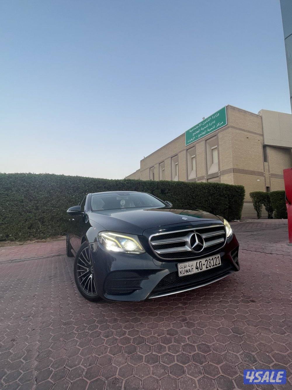 مرسيدس E-300 ماشي 165 بحالة ممتازة شرط الفحص(بيعه سريعه)2