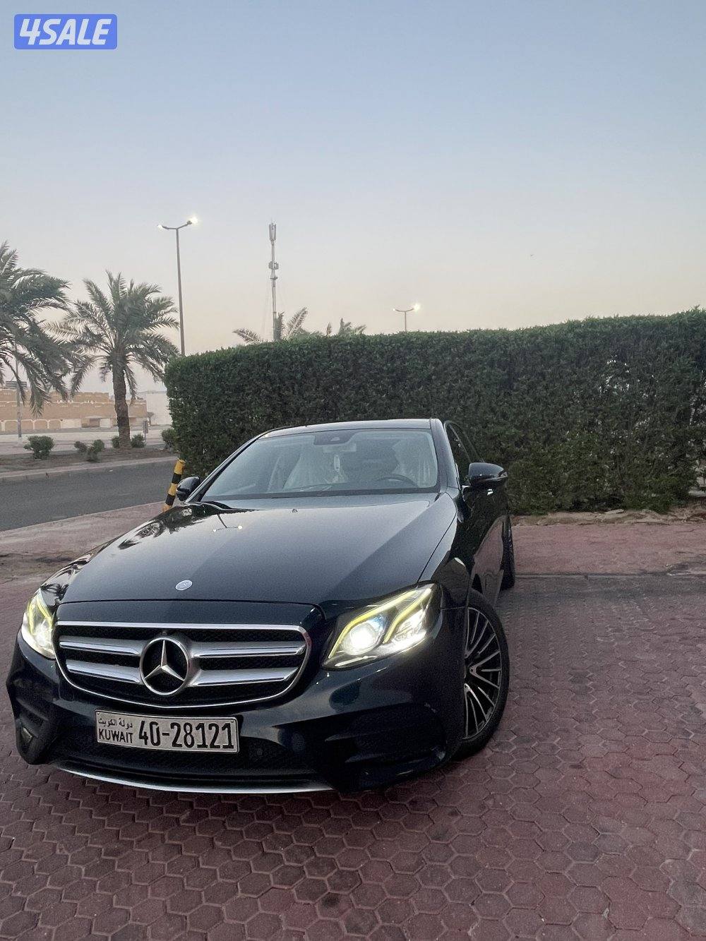 مرسيدس E-300 ماشي 165 بحالة ممتازة شرط الفحص(بيعه سريعه)4