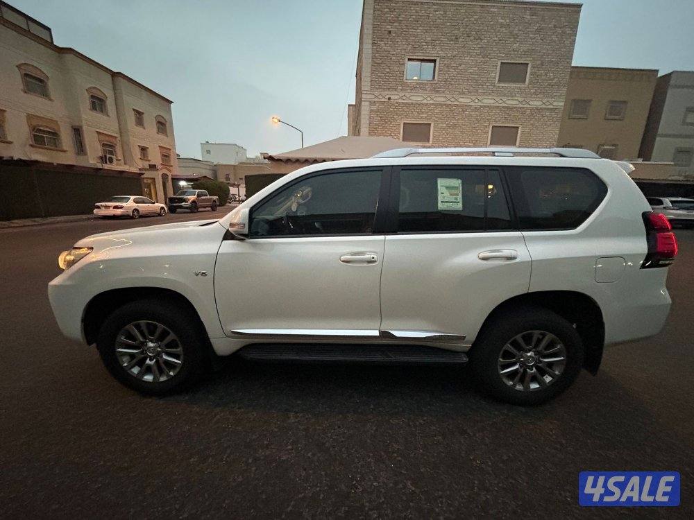 برادو 2019 بحالة نادرة0