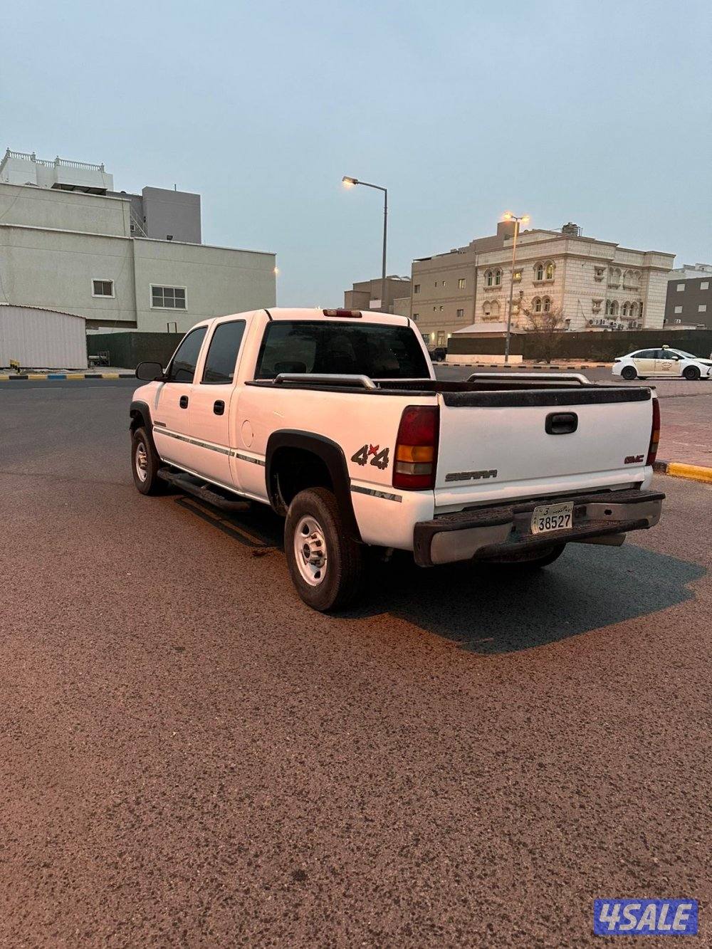 للبيع جمس 2002 بحاله جيده جداً3