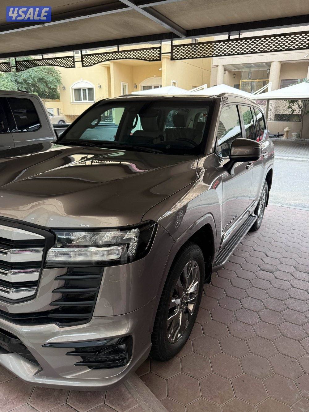 للبيع لاندكروزر تون تيربو0