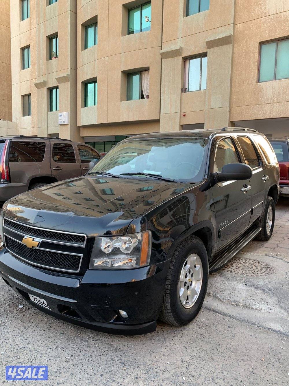 للبيع جيب تاهو موديل 2012صبغ الوكاله ماشي242الف3