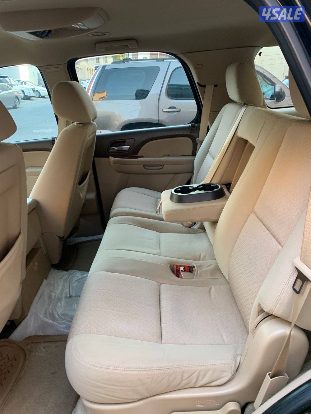 للبيع جيب تاهو موديل 2012صبغ الوكاله ماشي242الف11