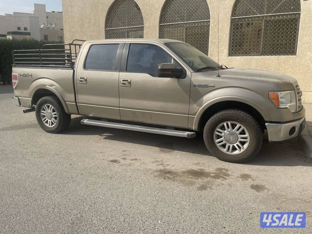 وانيت فورد 2013 دبل قير قير ارضي اربع ابواب شرط الفحص2